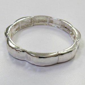 Pretty Silver Hammered Texture Stretch Bangle Bracelet